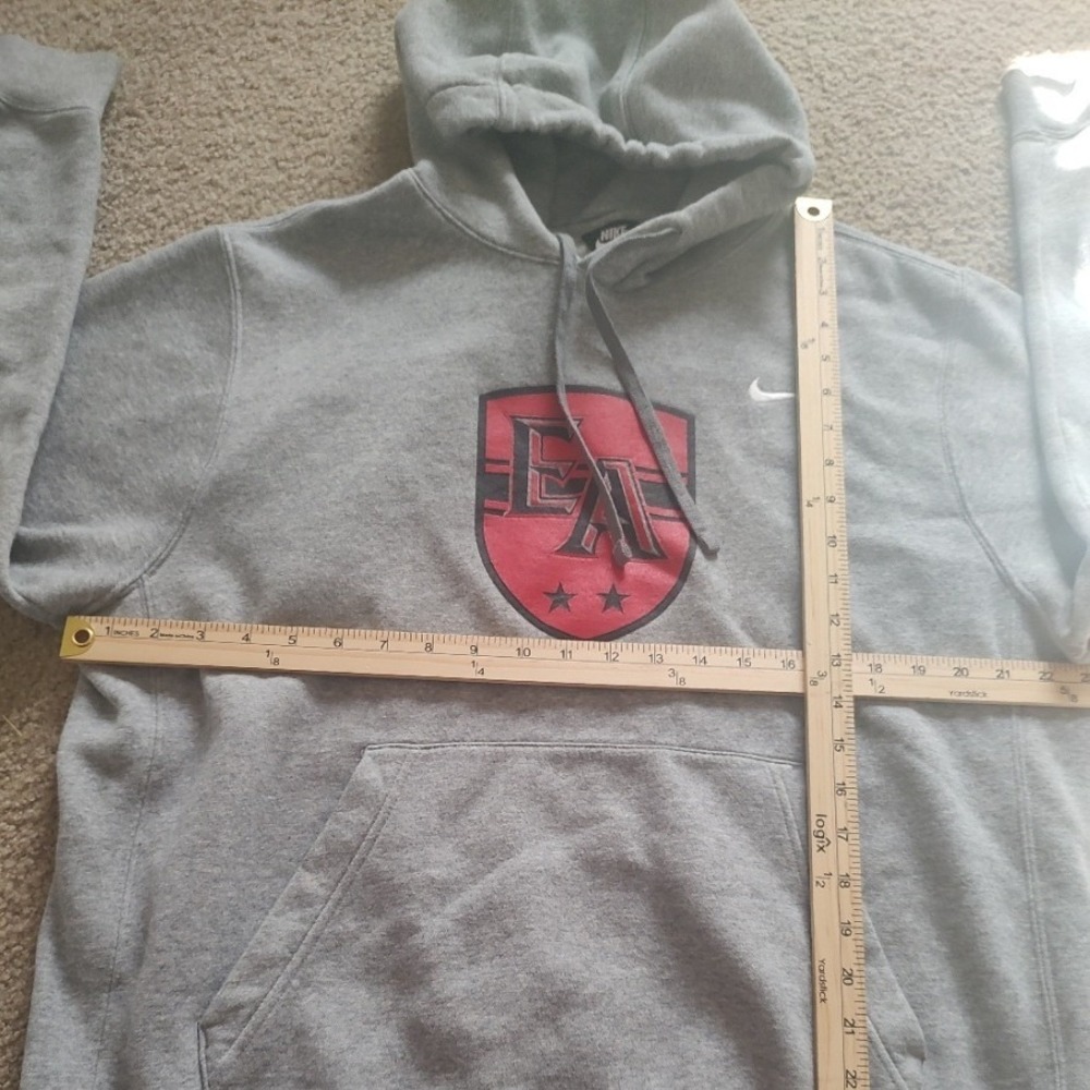 Nike Gray Hoodie Pullover Logo Athletic Comfort Size L